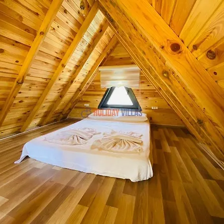 Tiny House 2
